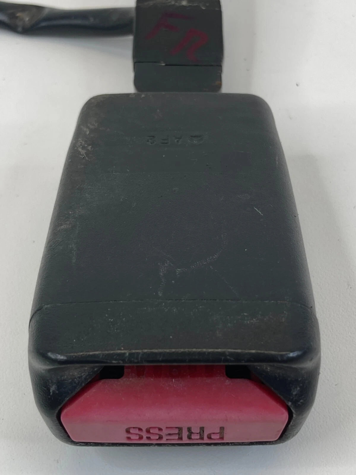 2010-2012 MAZDA CX-7 FRONT RIGHT PASSENGER SEAT BELT BUCKLE OEM FACTORY 2025776