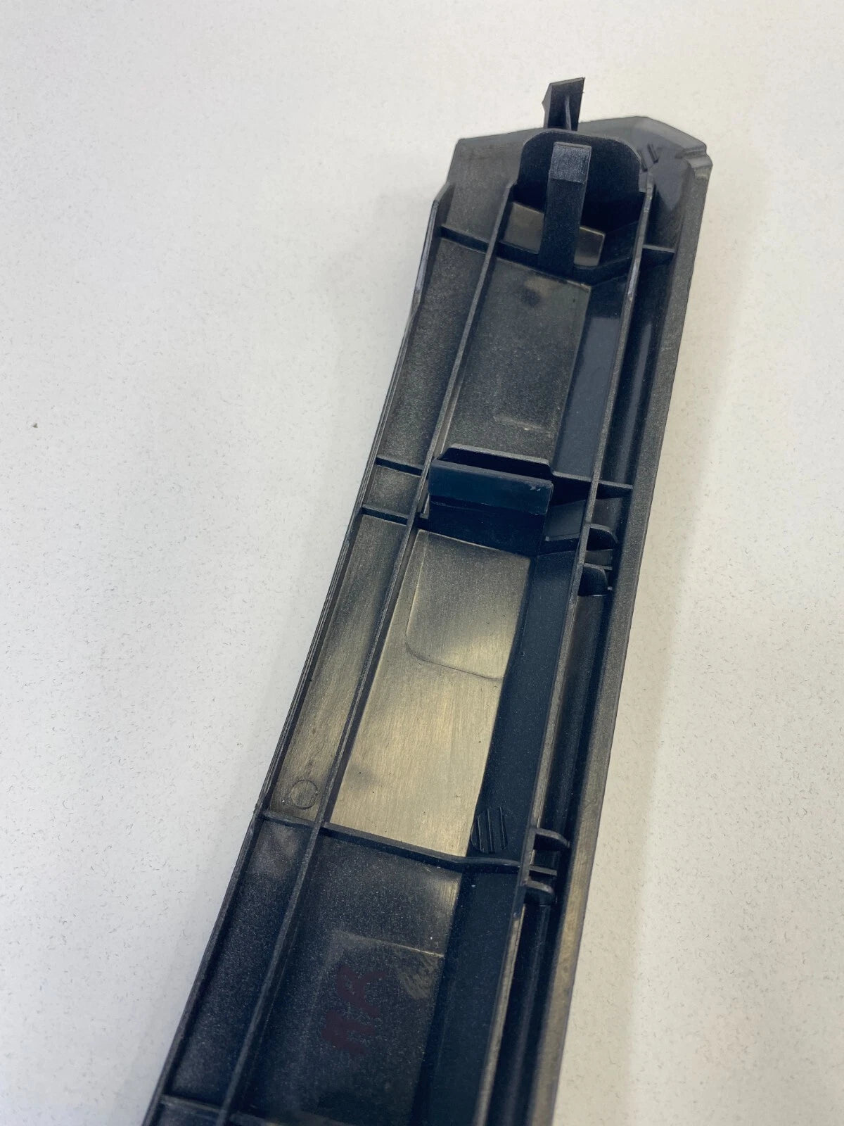 07-11 TOYOTA CAMRY REAR RIGHT SIDE INTERIOR DOOR HANDLE COVER 74645-06020 OEM