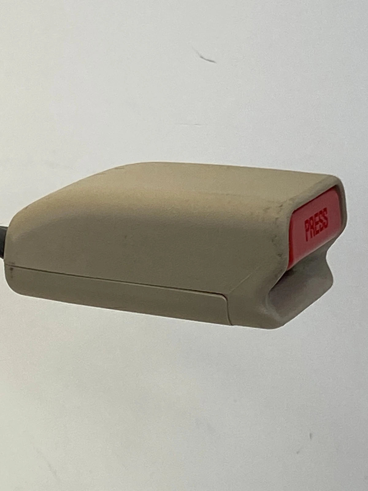 2013-2020 NISSAN PATHFINDER FRONT RIGHT PASSENGER SEAT BELT BUCKLE OEM