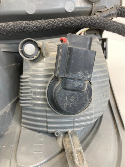 2011 2012 2013 DODGE DURANGO RIGHT PASSENGER SIDE TAIL LIGHT OUTER TAILLIGHT OEM