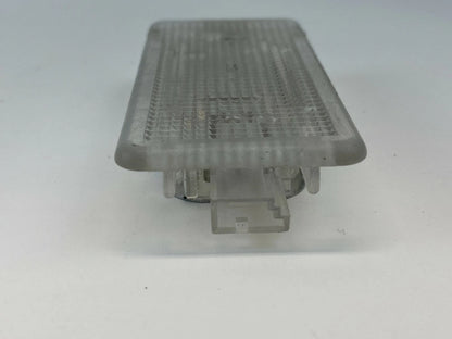 2004 2005 BMW 545I 04-07 530I 525I GLOVE BOX COURTESY LIGHT LAMP 63316962040 OEM