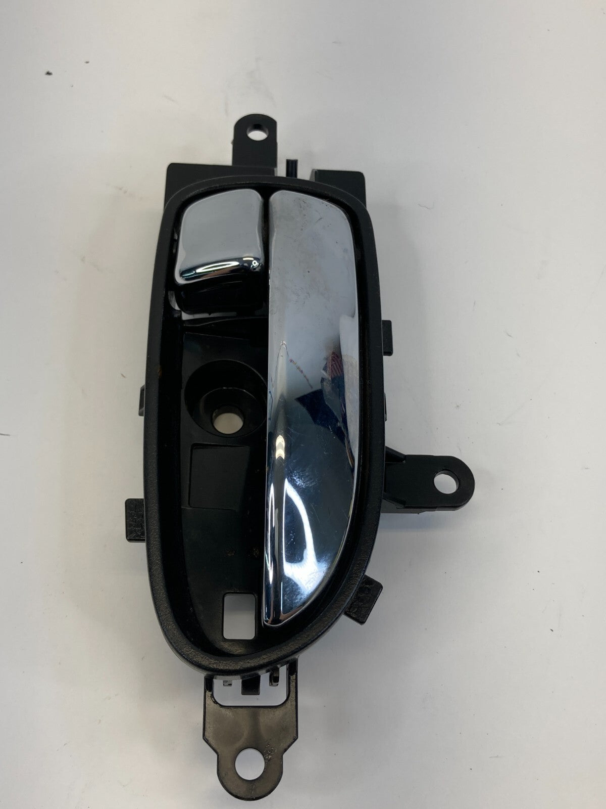 2009-2013 Nissan Maxima Front Right Side Interior Inner Door Handle Assembly OEM