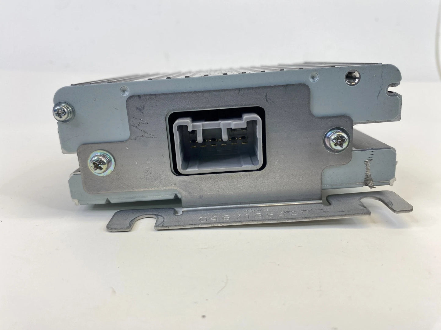 2007 2008 JEEP COMPASS PATRIOT POWER INVERTER MODULE 04671954AF OEM