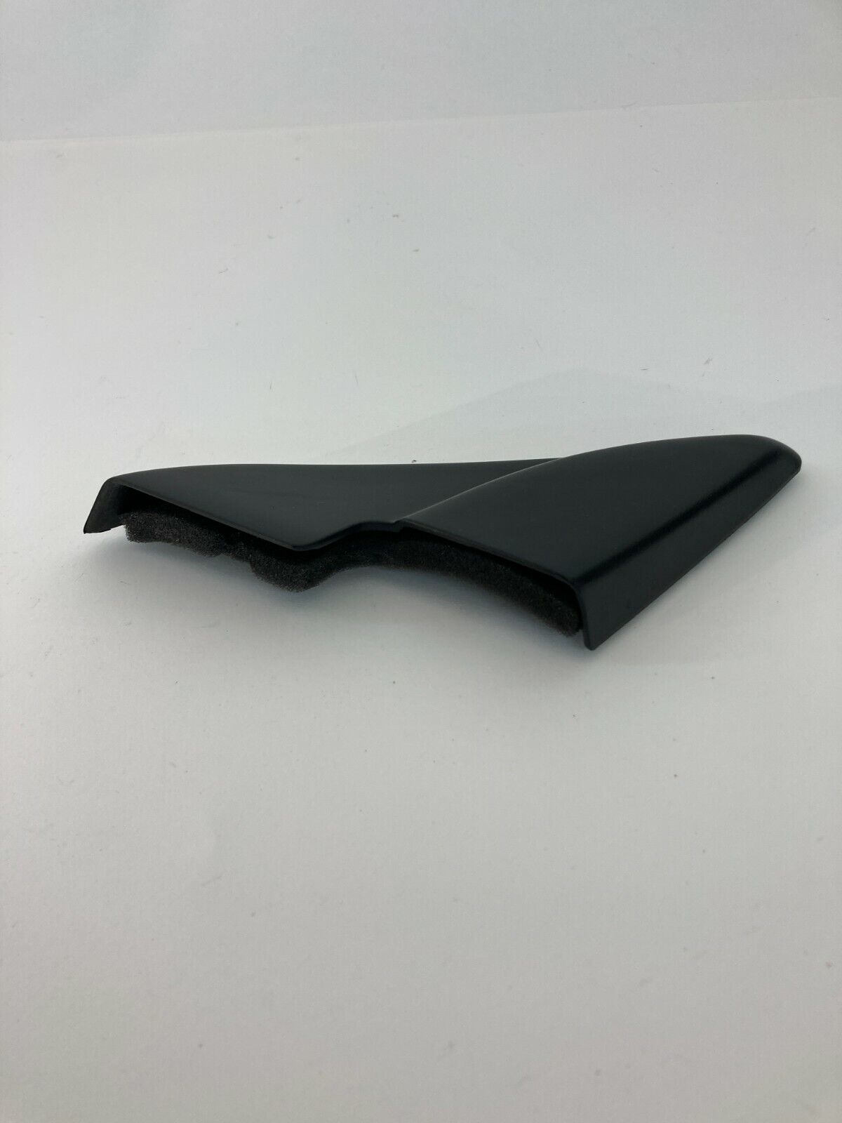 02-07 Subaru Impreza Front Right Side Inner Mirror Corner Cover Trim 94251FE000