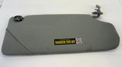 2005-2010 HONDA ODYSSEY LEFT DRIVER SIDE SUNVISOR SUN VISOR SHADE W/ LIGHT OEM