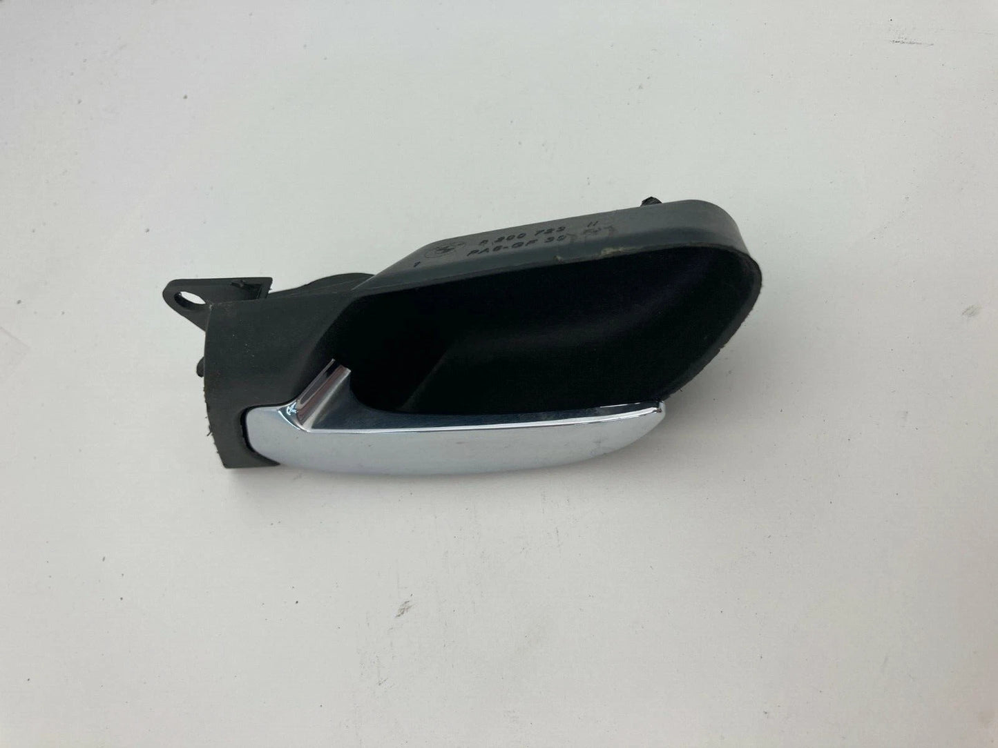 2001-2005 BMW 325I 325XI 330I 330XI SEDAN LEFT INTERIOR INNER DOOR HANDLE OEM