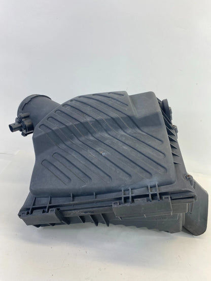 2010 2011 Buick LaCrosse 3.6L V6 Air Intake Cleaner Box Housing Assembly OEM