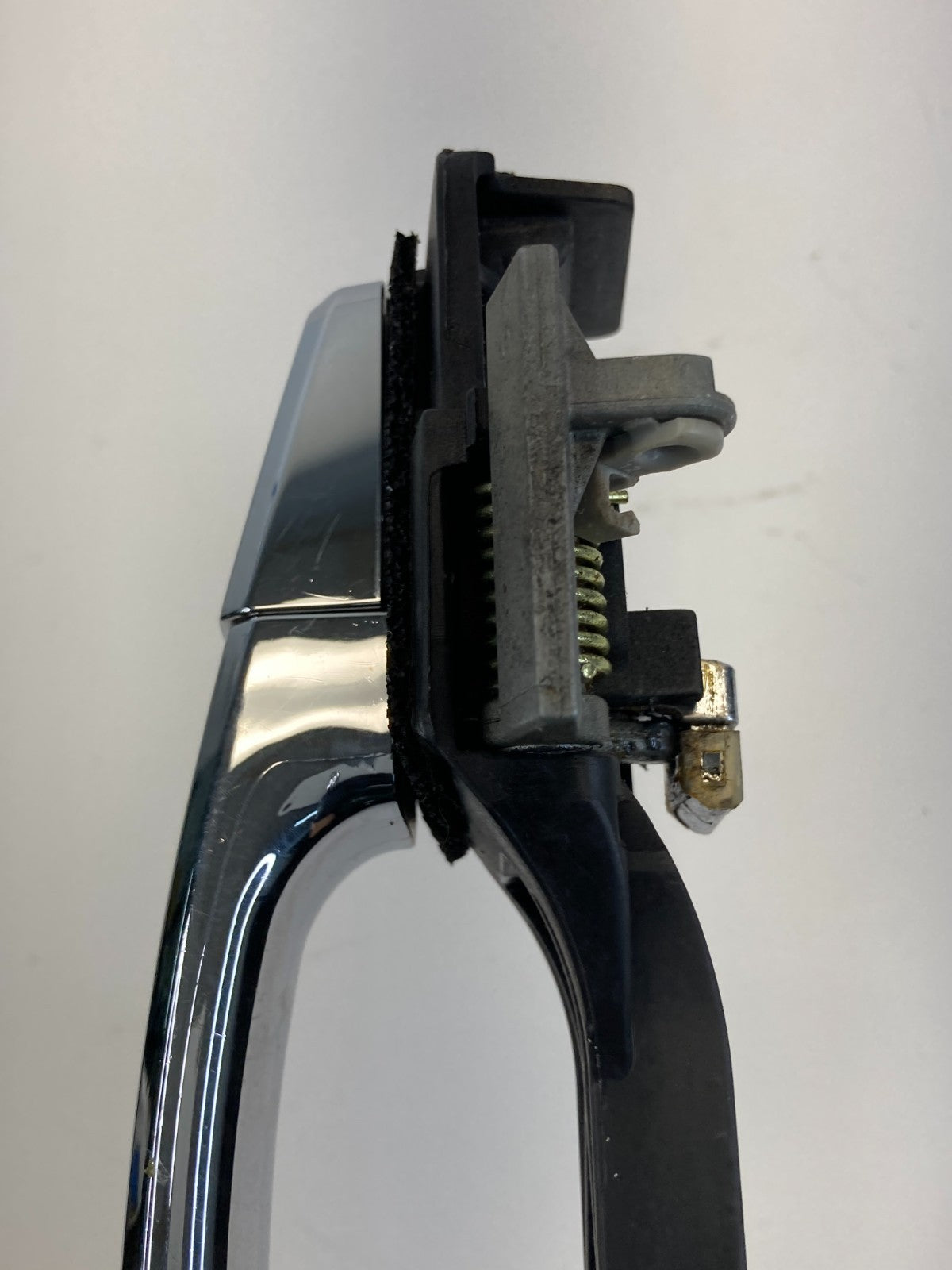 2012-2015 Chevrolet Captiva Sport Front Right Side Exterior Door Handle Assy OEM