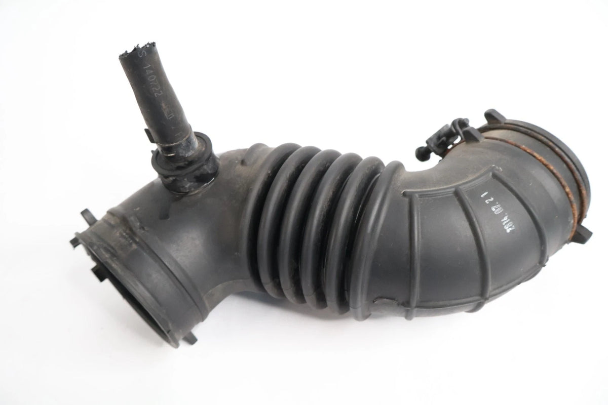 2012-2017 HYUNDAI ACCENT AIR INTAKE HOSE TUBE PIPE DUCT 28140-3X000 OEM