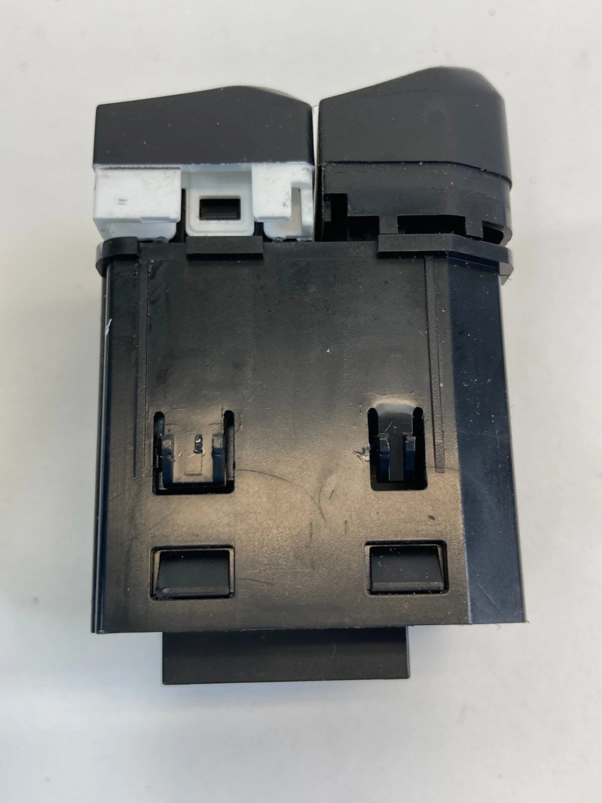 2012 13 14 15 16 2017 KIA RIO TRACTION PANEL BUTTON SWITCH 299105391 OEM