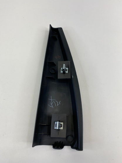 2009-2012 Chevrolet Traverse Rear Left Door Inner Frame Corner Bezel 25852794