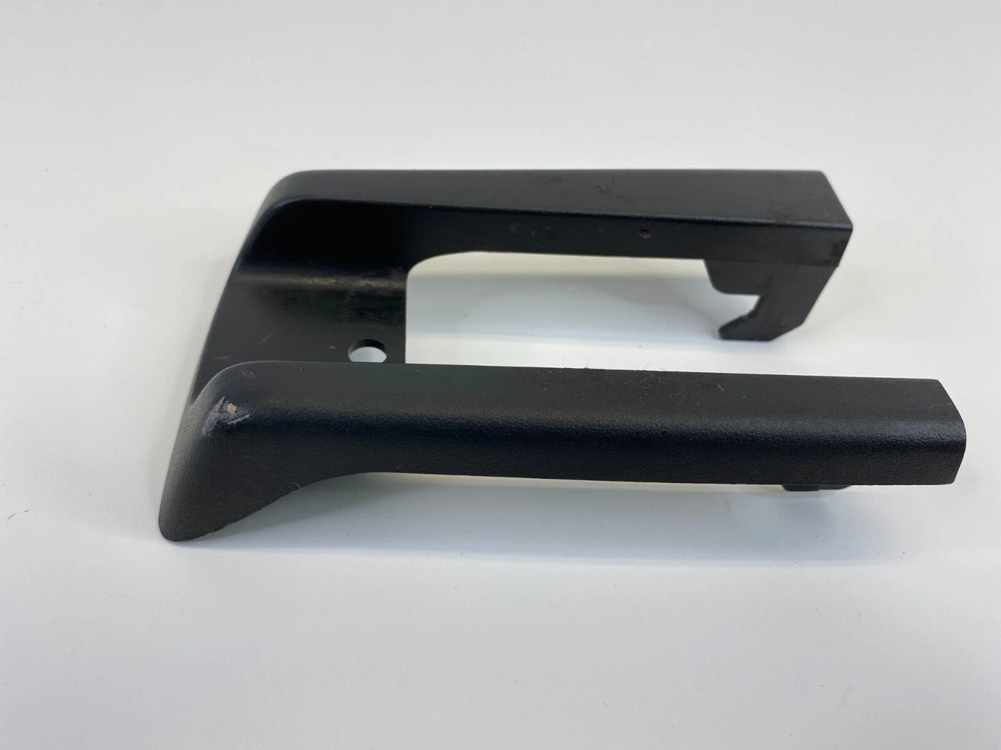 2005-2011 CADILLAC STS FRONT LEFT DRIVER SEAT TRACK END COVER L0057632 OEM