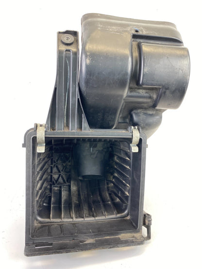 2009 2010 DODGE JOURNEY 2.4L AIR CLEANER BOX FILTER COVER LOWER 04891893AB