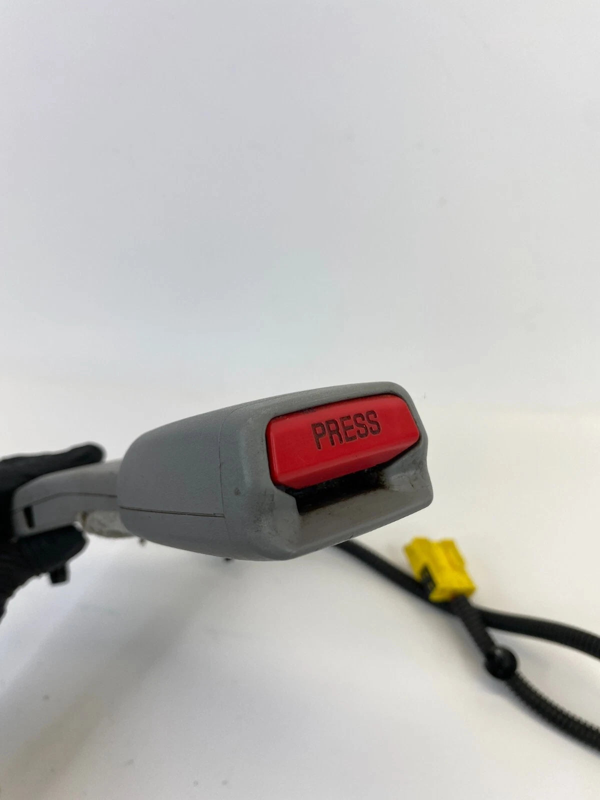 2007 2008 2009 HYUNDAI SANTA FE FRONT RIGHT SIDE SEAT BELT BUCKLE RH OEM