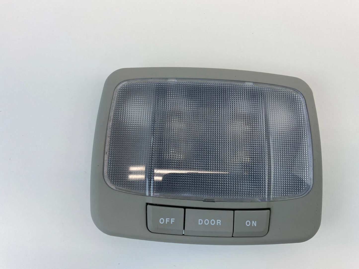 2004 2005 2006 KIA AMANTI INTERIOR ROOF DOME LAMP READING LIGHT ASSEMBLY OEM