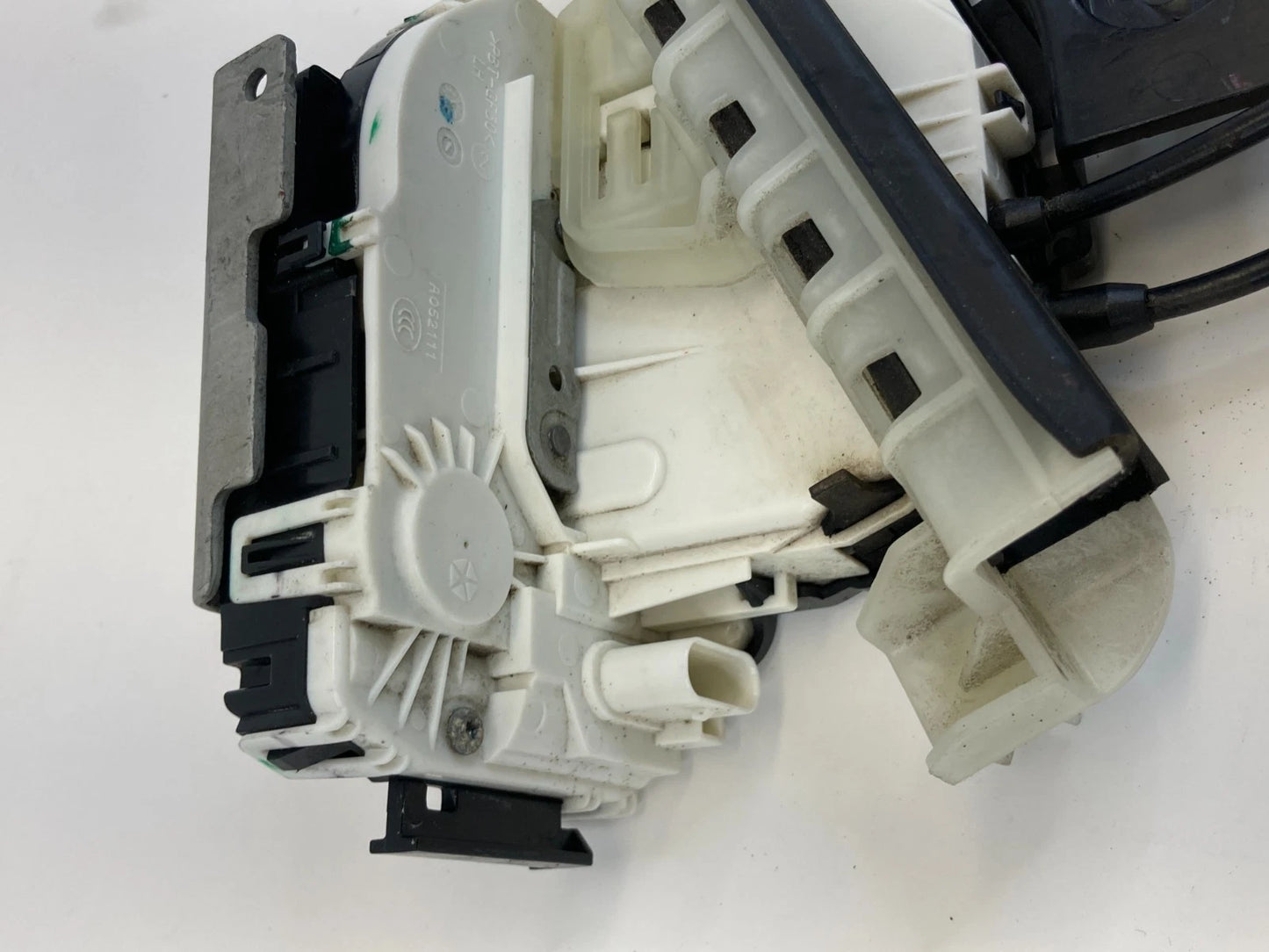 13 14 15 16 Dodge Dart Rear Left Side Door Lock Latch Actuator P68175237AA OEM