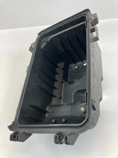 2004 2005 2006 TOYOTA CAMRY 3.0L AIR INTAKE CLEANER BOX LOWER COVER OEM