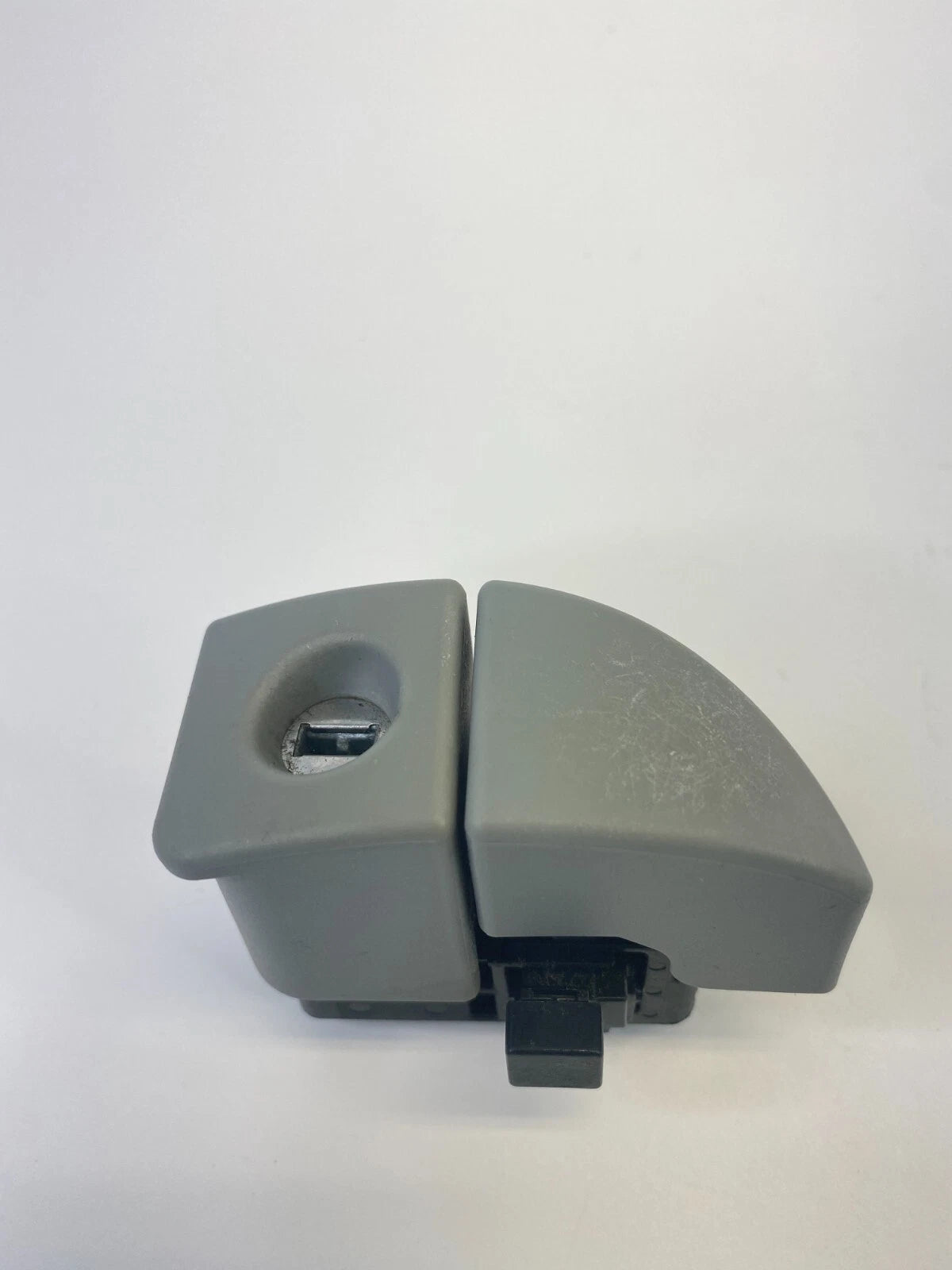 2006 2007 2008 LEXUS IS250 IS350 SEDAN GLOVE BOX LATCH HANDLE LOCK ASSEMBLY OEM