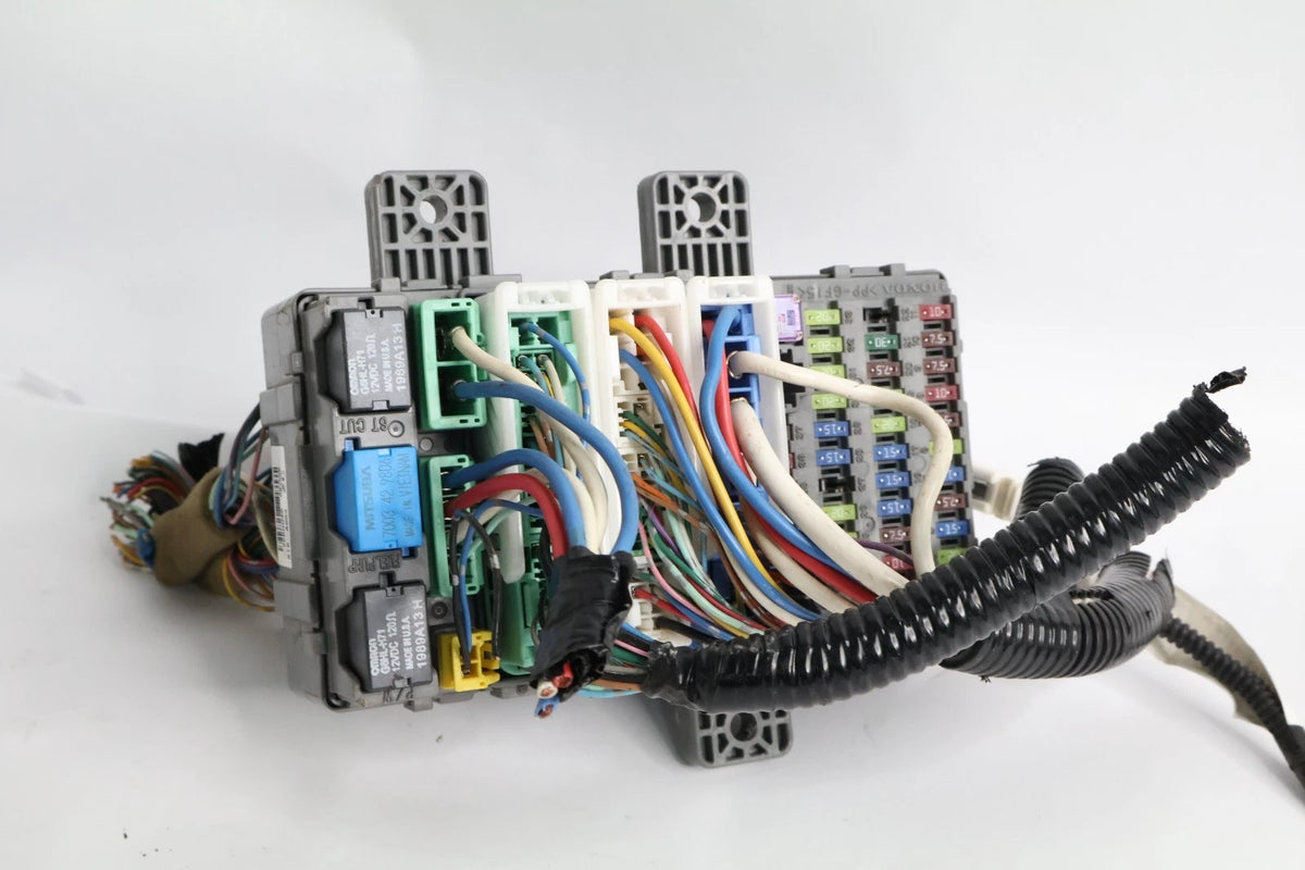 2010-2012 ACURA RDX 2.3L INNER CABIN FUSE BOX JUNCTION BLOCK RELAY STK-A003 OEM