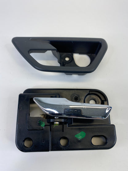 2009 2010 Dodge Journey Front Left Driver Side Inside Door Handle 962100-10