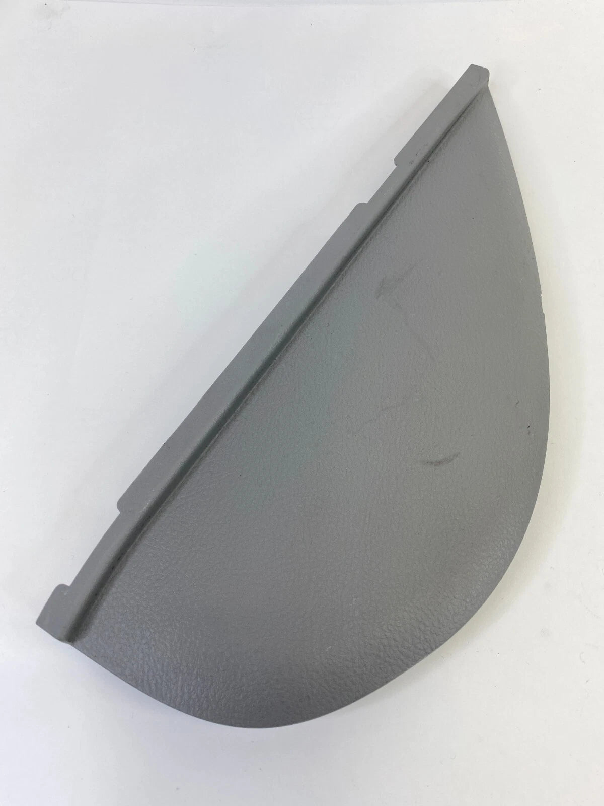 2007-2009 HYUNDAI SANTA FE FRONT RIGHT SIDE DRIVER DASH END CAP 84766-2B000 OEM
