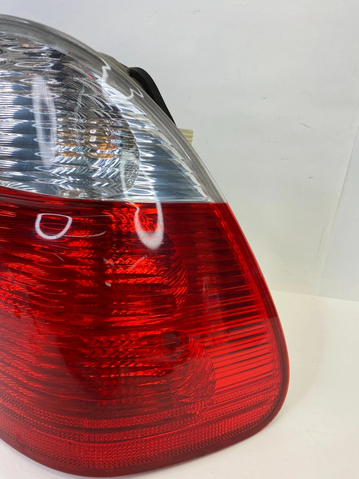 2004 2005 2006 BMW X5 RIGHT OUTER SIDE TAIL LIGHT TAILLIGHT LAMP 63217164474 OEM