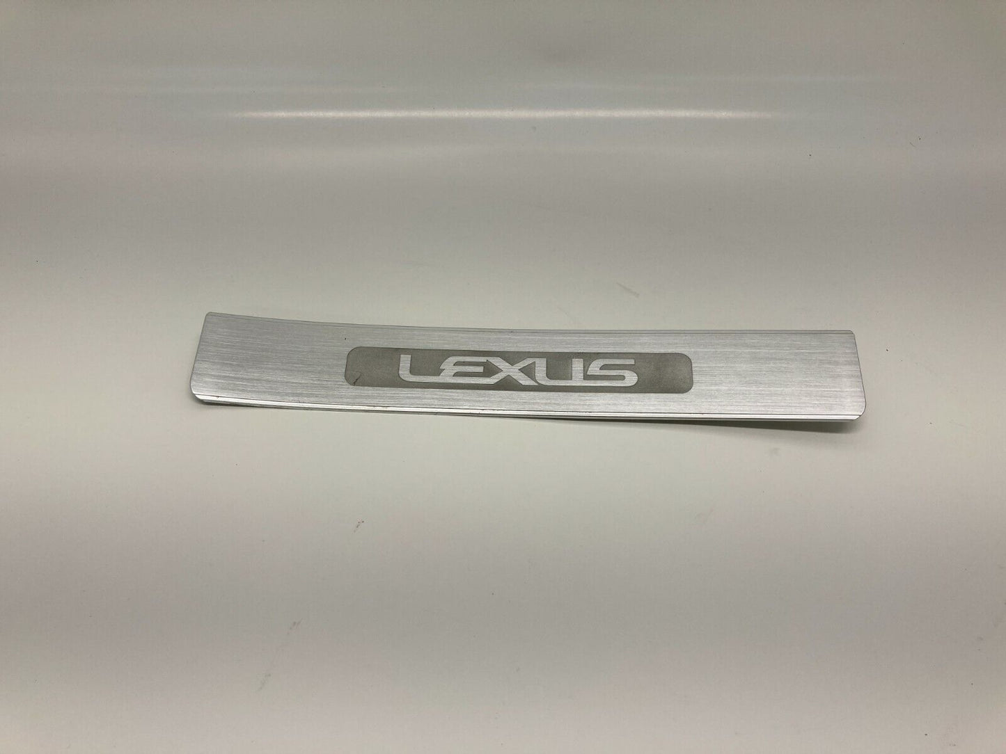 2006 Lexus GS300 2007-2011 GS350 Rear Right Door Sill Scuff Trim Plate OEM