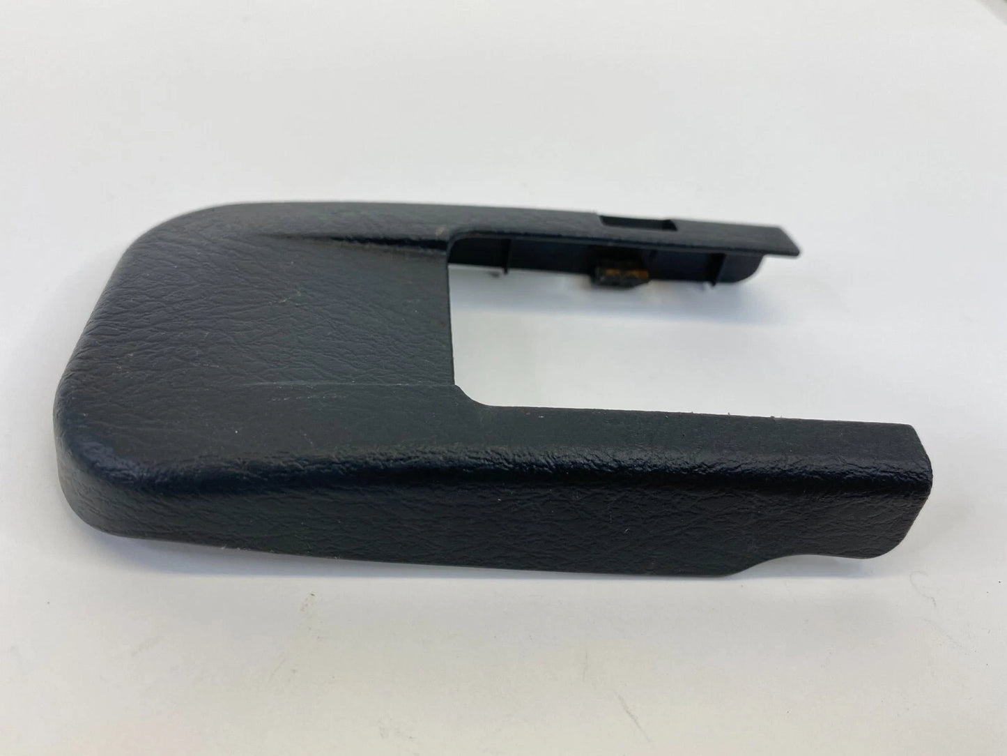 2002-2006 ACURA RSX FRONT RIGHT SEAT TRACK RAIL COVER ASSEMBLY OEM