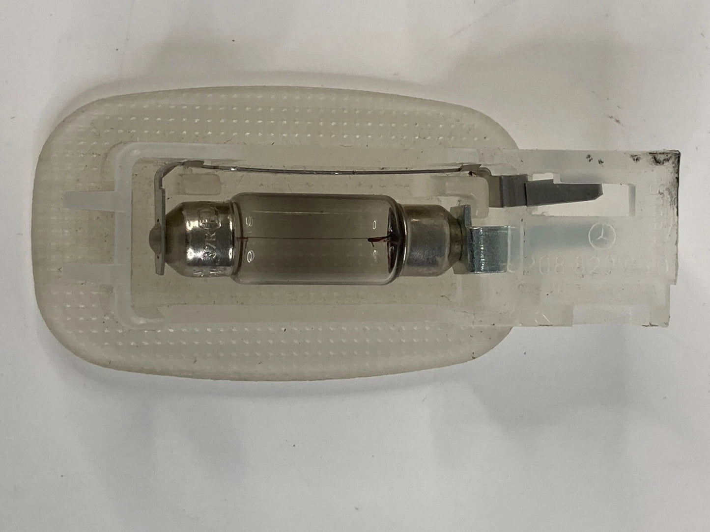 2006 2007 MERCEDES-BENZ ML 500 LEFT SUN VISOR VANITY LAMP LIGHT 208-820-950 OEM