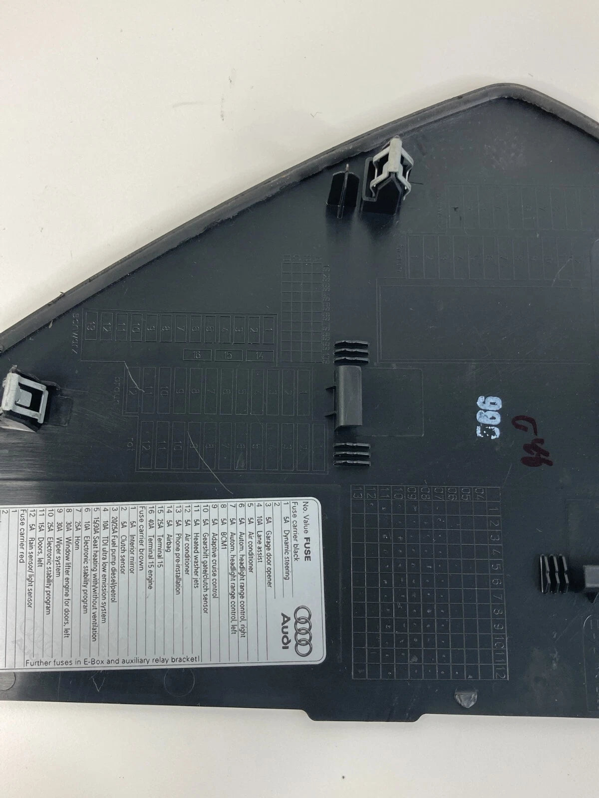 2012-2016 AUDI A4 QUATTRO DASH PANEL LEFT SIDE END CAP COVER 8K0-857-085-B OEM