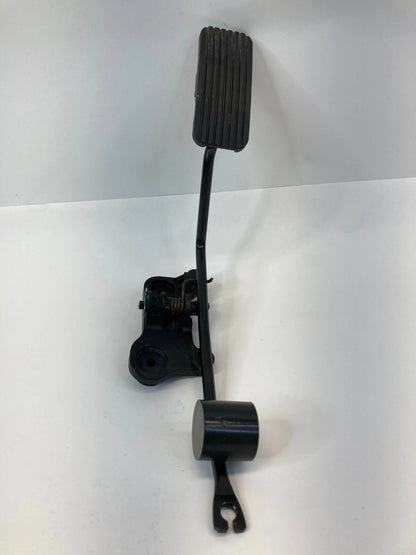2007-2010 HYUNDAI ELANTRA ACCELERATOR GAS PEDAL ASSEMBLY WITH BRACKET MOUNT OEM