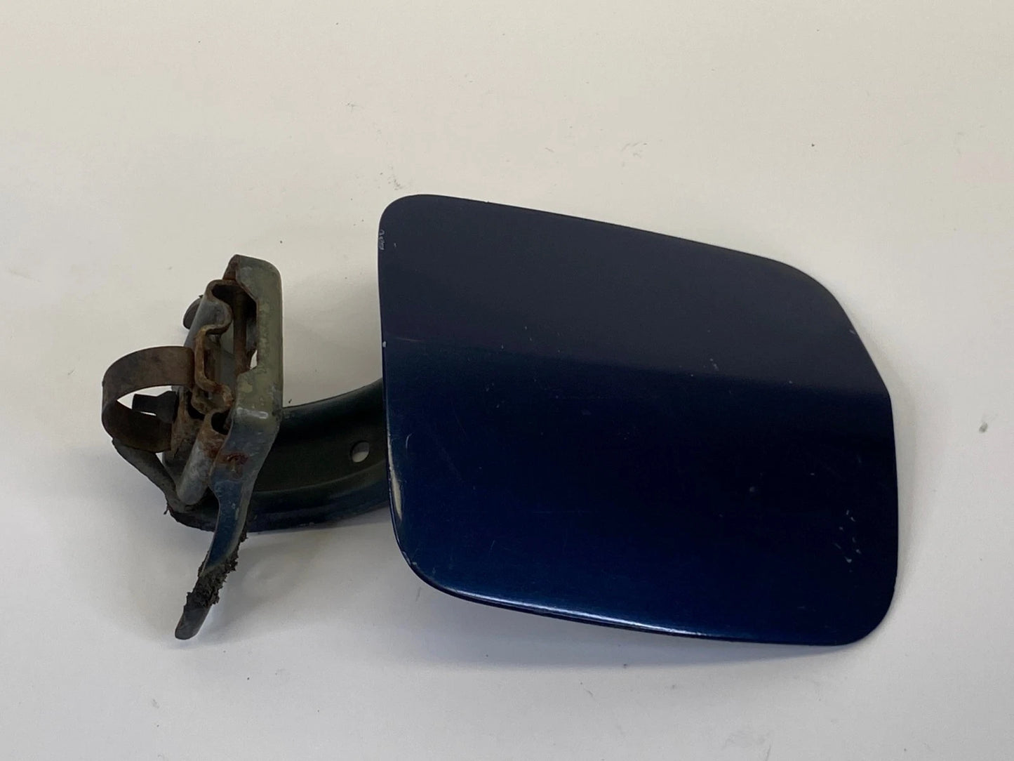 2006-2011 CHEVROLET HHR FUEL TANK FILLER DOOR GAS CAP COVER FLAP LID OEM FACTORY