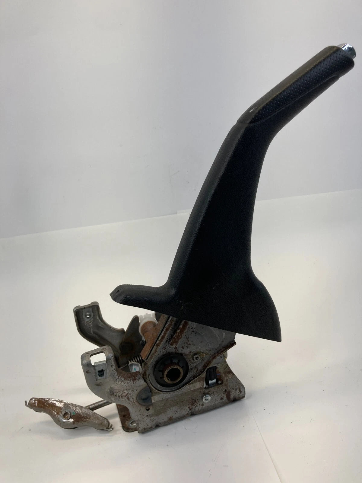 2011-2016 CHEVROLET CRUZE EMERGENCY PARKING BRAKE HANDLE UNIT CENTER OEM FACTORY