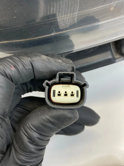 2013-2015 EXPLORER INTERCEPTOR UTILITY RIGHT SIDE HEADLIGHT HEADLAMP HALOGEN OEM