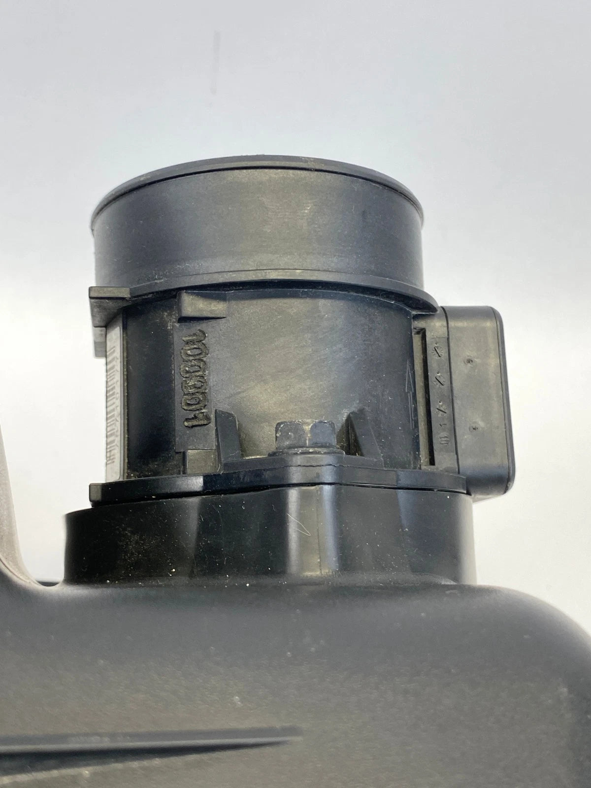 2007-2010 HYUNDAI ELANTRA AIR CLEANER HOUSING MAF ENGINE OEM FACTORY 28100-2H150