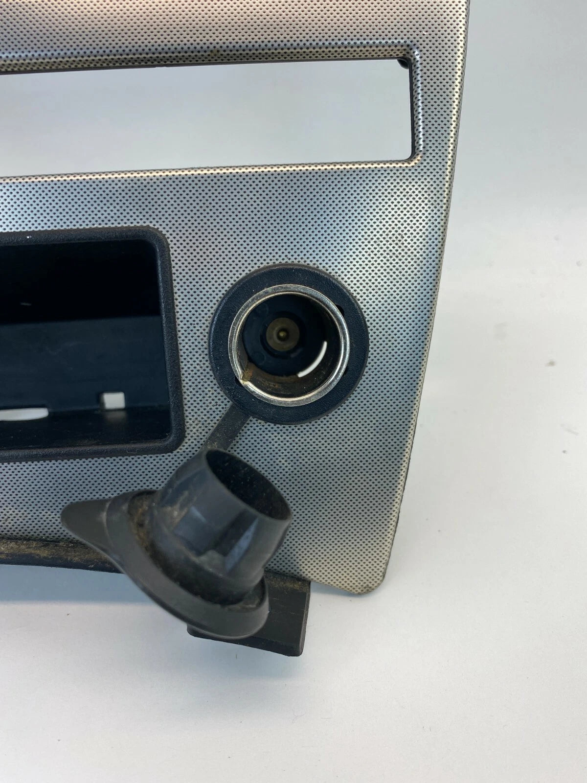 05 06 07 JEEP GRAND CHEROKEE DASH CENTER CLIMATE CONTROL BEZEL TRIM X35008103
