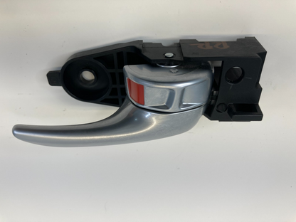 2015-2017 Chrysler 200 Rear Right Side Interior Inner Door Handle Assy 3038087