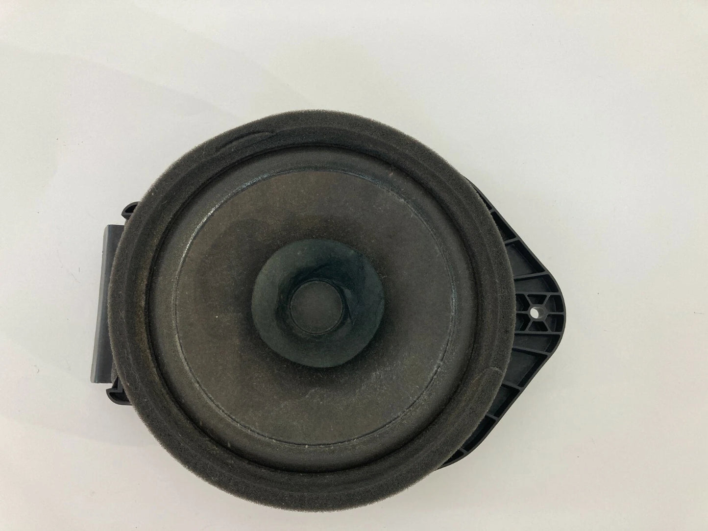 2011-2016 CHEVROLET CRUZE REAR RIGHT BACK DOOR SPEAKER RR RH OEM