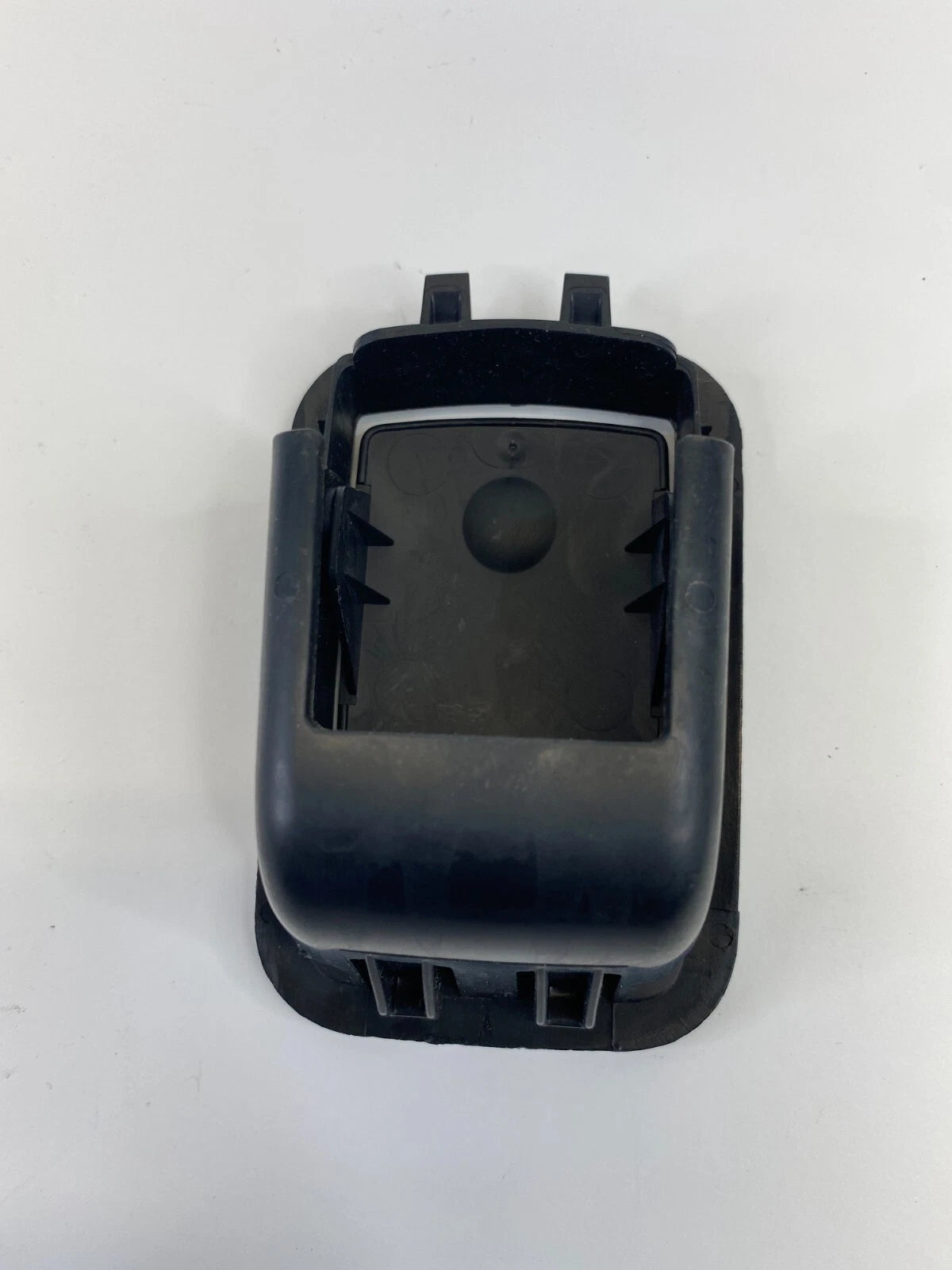 11-19 CHEVROLET CRUZE REAR SEAT CHILD SAFETY ANCHOR HOOK COVER 5034901 OEM