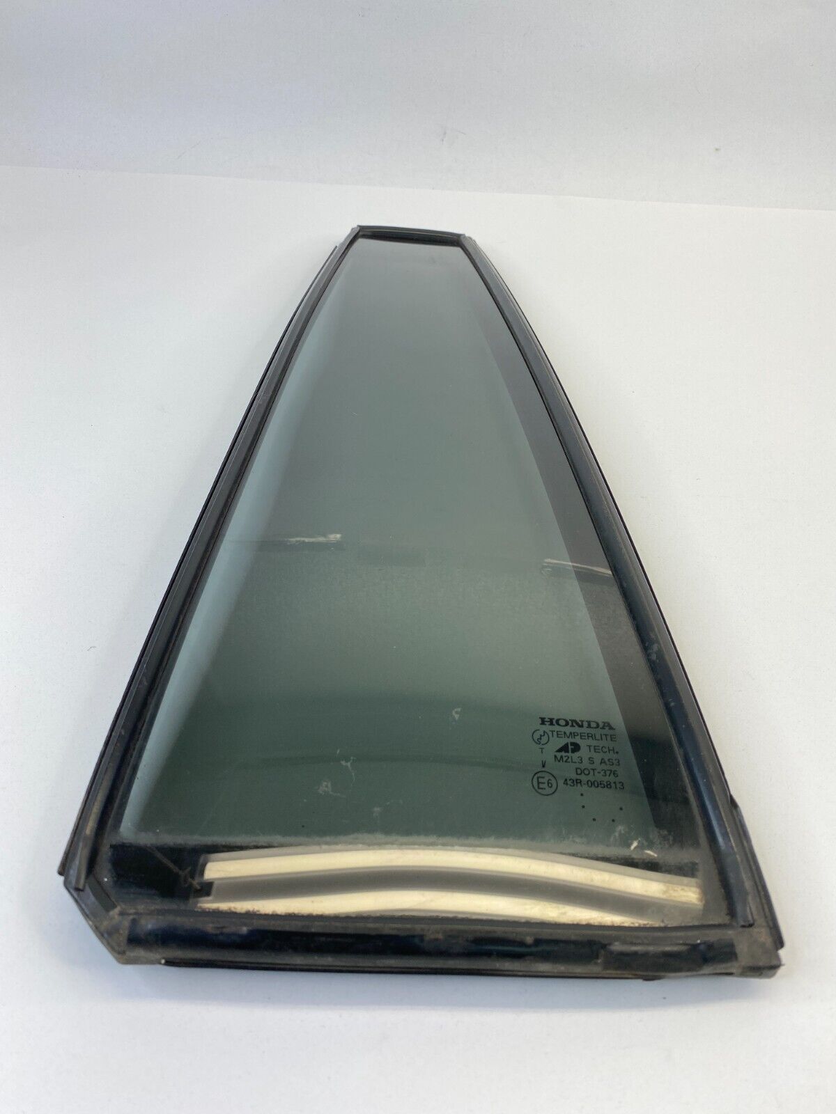 2003-2008 Honda Pilot Rear Left Side Door Vent Window Glass 73491-S9VA-A0 OEM