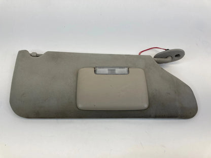 05-10 JEEP GRAND CHEROKEE RIGHT PASSENGER SIDE SUNVISOR SUN VISOR SHADE W/ LIGHT