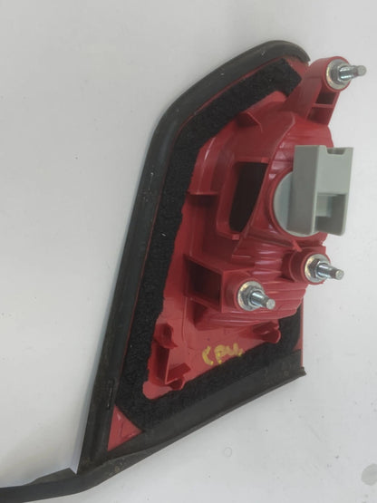 2009-2013 INFINITI G37 SEDAN TAILLIGHT RH INNER TRUNK MOUNTED LAMP OEM FACTORY