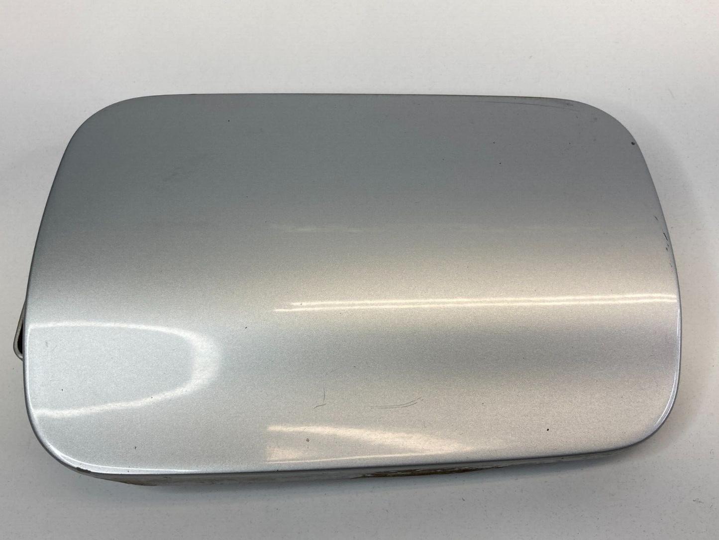 2000-2006 Mercedes-Benz S 500 S500 Sedan 4DR Gas Tank Fuel Filler Door Lid Cover