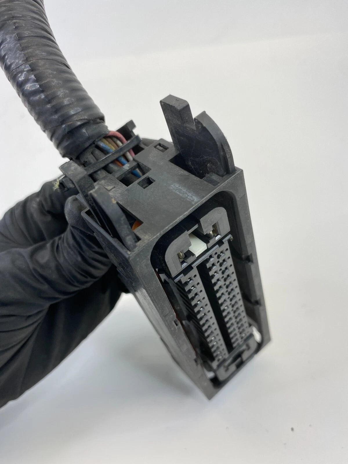 06 07 NISSAN XTERRA 4.0L A/T 4WD ABS PUMP ANTI LOCK BRAKE PLUG CONNECTOR RELAY