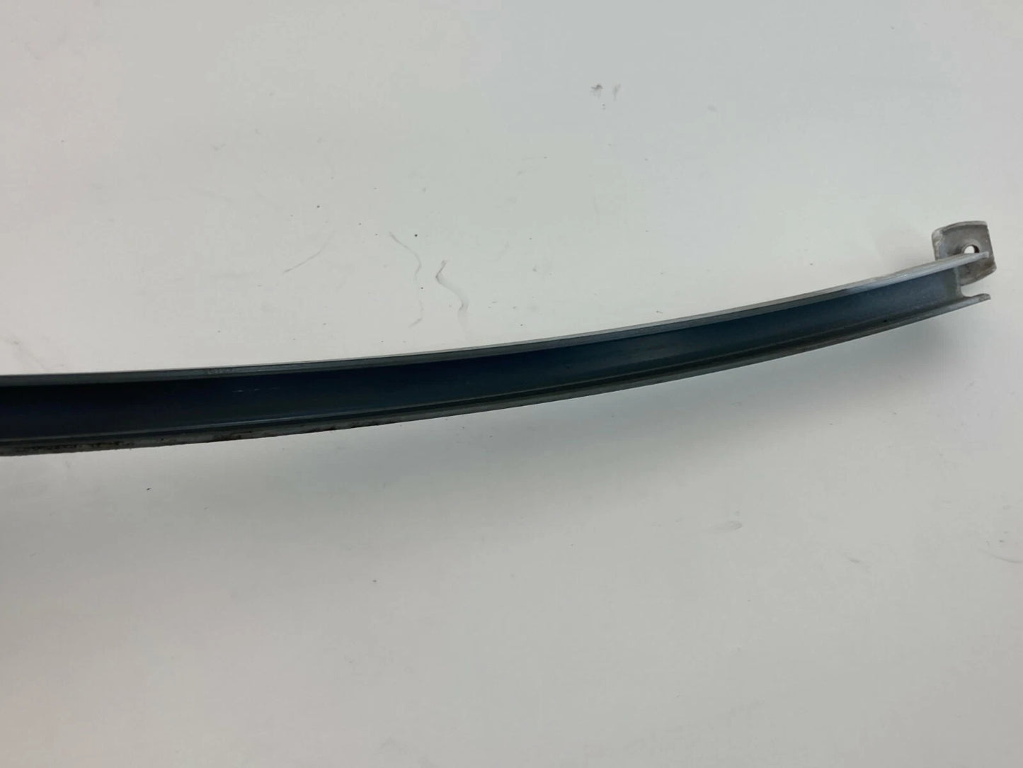 2003-2008 TOYOTA MATRIX REAR RIGHT EXTERIOR CORNER COVER TRIM BEZEL 05031MP2 OEM