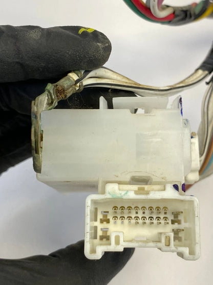 2009 2010 2011 TOYOTA YARIS INTERIOR FUSE BOX JUNCTION BLOCK 82730-52C90
