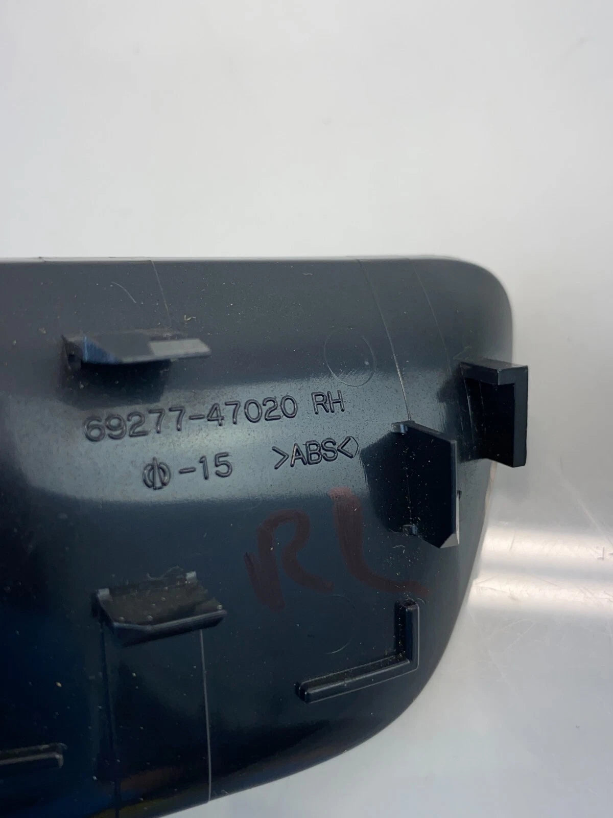 2004-2009 TOYOTA PRIUS REAR RIGHT SIDE INNER DOOR HANDLE COVER TRIM 69277-47020