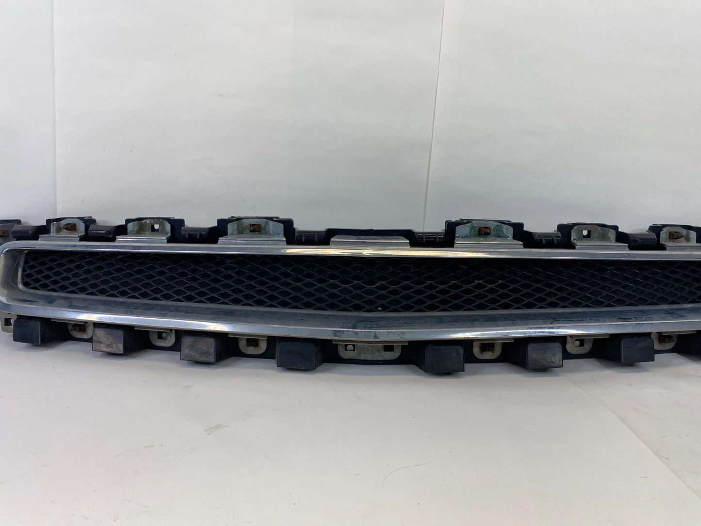 2008-2012 CHEVROLET MALIBU FRONT BUMPER UPPER GRILL GRILLE CHROME 15823700 OEM