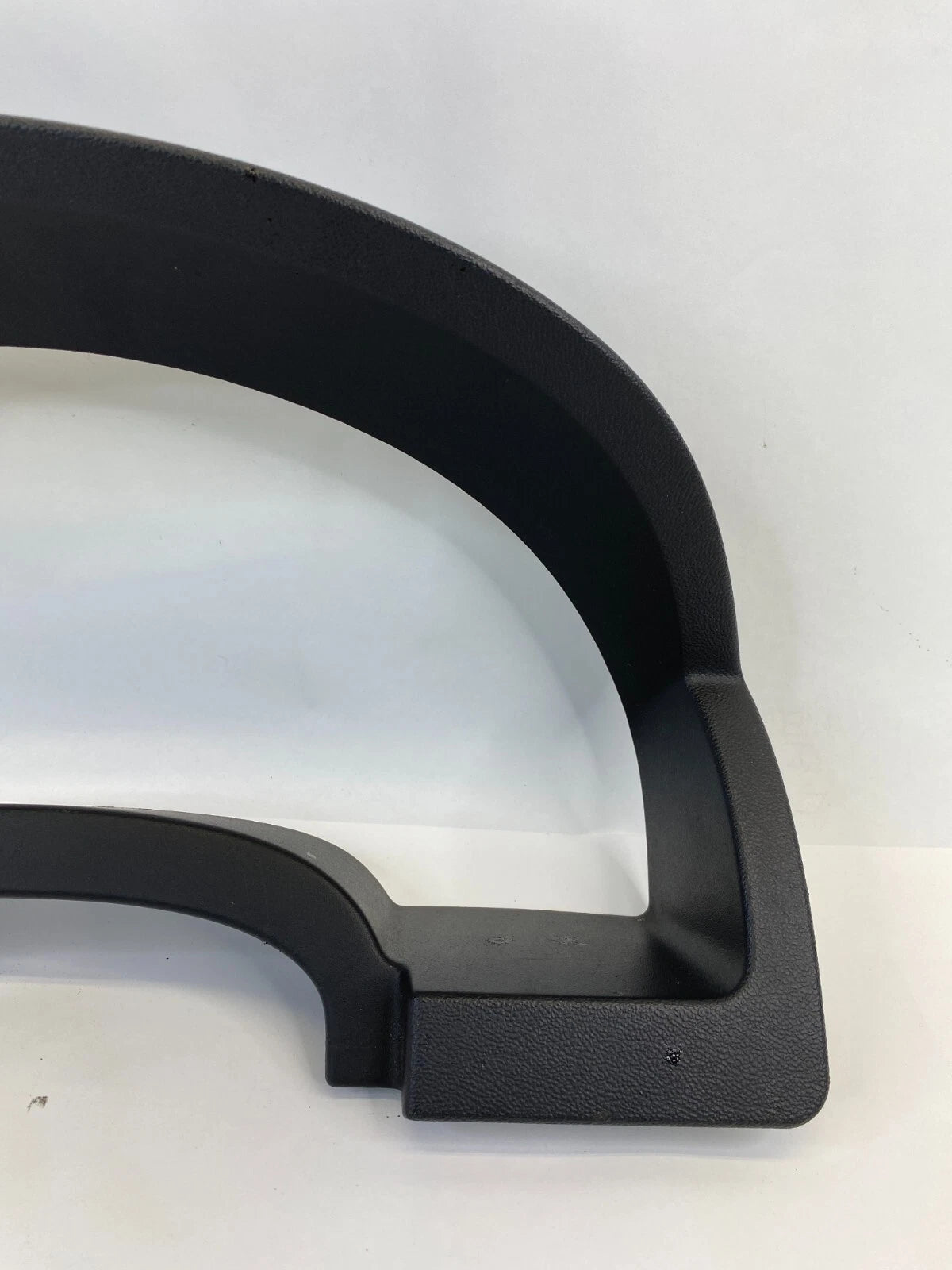 07-09 CHEVROLET EQUINOX DASH INSTRUMENT CLUSTER SPEEDOMETER PANEL BEZEL TRIM OEM