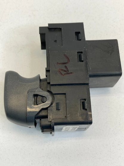 01-09 VOLVO S60 01-07 V70 REAR LEFT DOOR WINDOW CONTROL SWITCH BUTTON 9472275